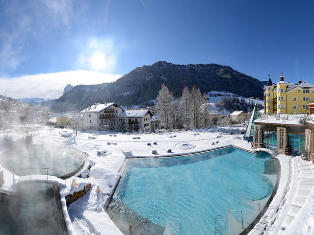 фото отеля Adler Dolomiti SPA & Sport Resort изображение №1