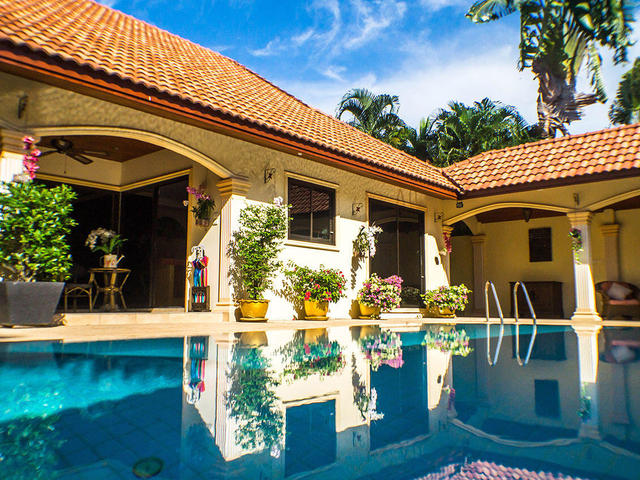 фото отеля Coconut Paradise Villas изображение №1