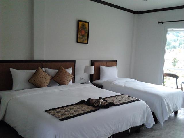 фото отеля Phukamala Suite изображение №21