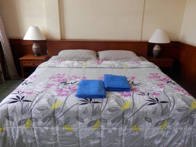 фото отеля Ban Patong Residence изображение №41