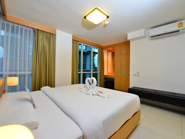фото отеля Modern Thai Suites (ex. The Wide Suites) изображение №37