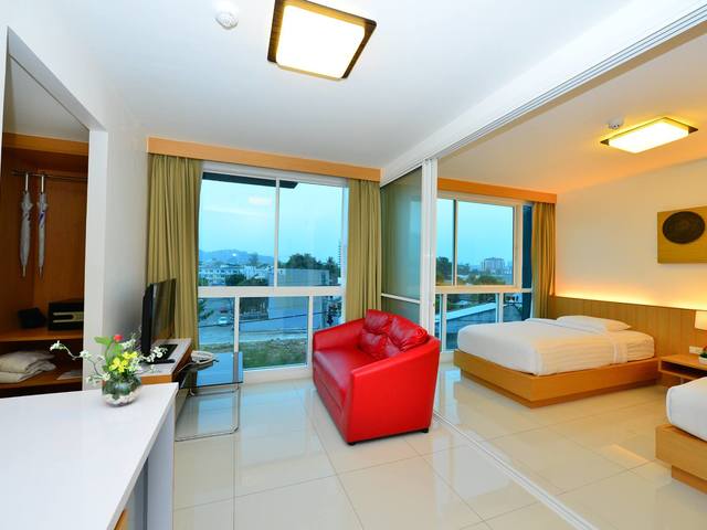 фото отеля Modern Thai Suites (ex. The Wide Suites) изображение №33