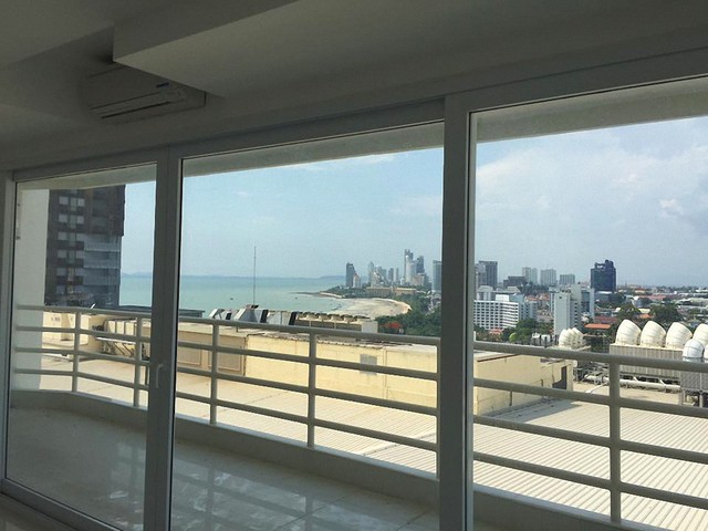 фото отеля VTSIX Condo Service at View Talay 6 Condo Pattaya изображение №29