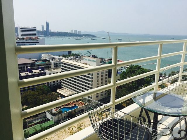 фото View Talay 6 Pattaya Beach Condominium by Honey изображение №42