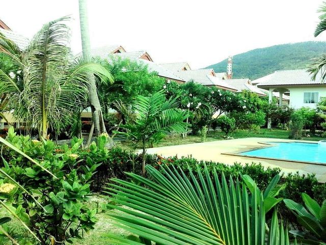 фото отеля Krisada Beach Resort изображение №25