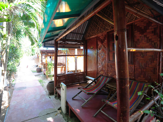 фотографии отеля Phi Phi Twin Palms Bungalows изображение №47