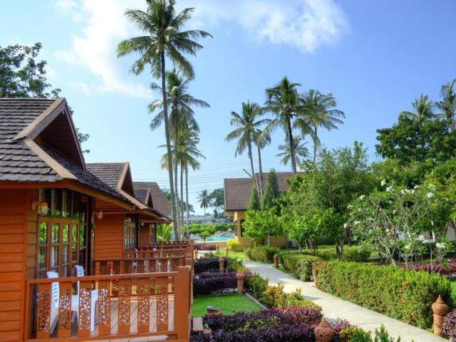 фотографии The Icon Siray Resort & Spa (ех. Phuket Siray Hut) изображение №8