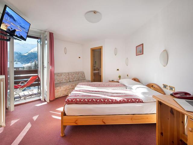 фото отеля Alpen Village (ex. Villaggio San Carlo) изображение №21