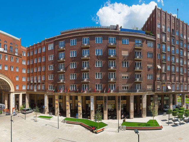 фото отеля Leonardo Boutique Hotel Budapest M-Square (ex. Regency Suites Budapest) изображение №1