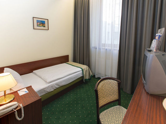 фотографии Danubius Hungaria City Center (ех. Best Western Hungaria; Grand Hotel Hungaria) изображение №12