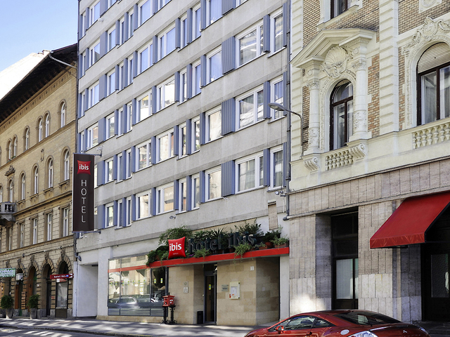 фото отеля Ibis Budapest City (ex. Ibis Budapest Emke) изображение №1