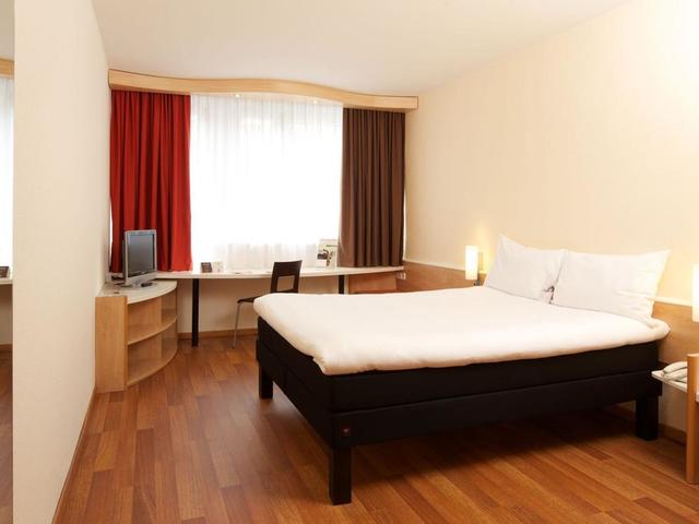 фотографии отеля Ibis Budapest City (ex. Ibis Budapest Emke) изображение №7