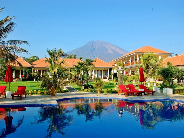 фото отеля Bali Dive Resort and Spa изображение №1