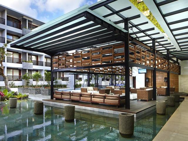 фото отеля Courtyard by Marriott Bali Seminyak Resort изображение №1
