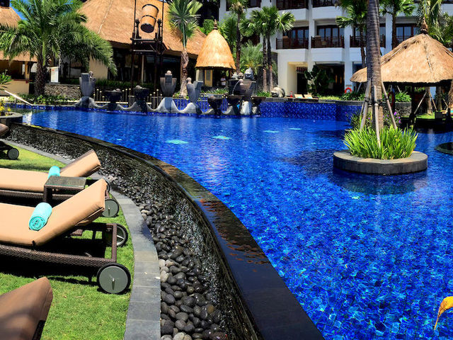 фото отеля Holiday Inn Resort Benoa изображение №1