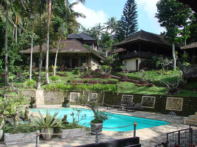 фото отеля Cempaka Belimbing Villas изображение №1