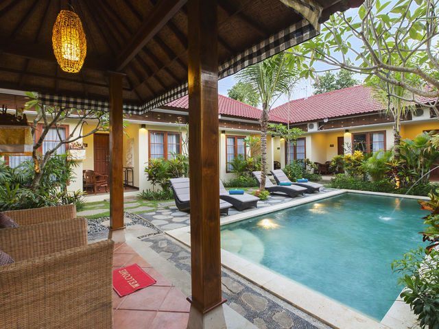 фото отеля Sandat Bali изображение №1