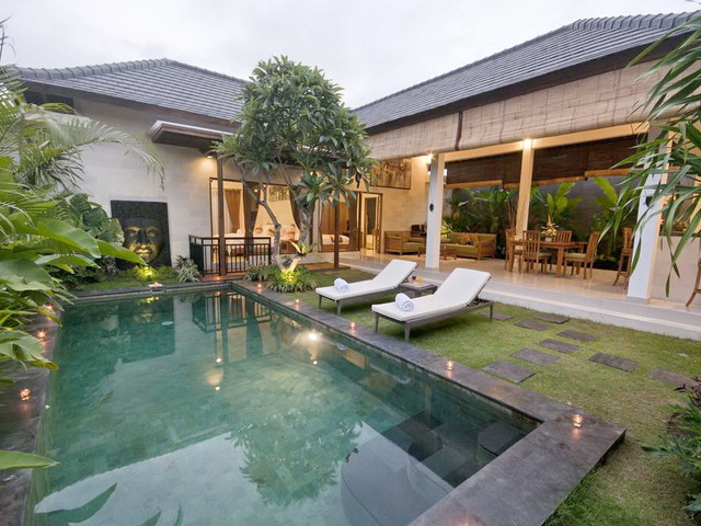 фото отеля Sandi Agung Villa изображение №1