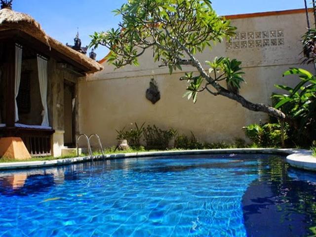 фото Mayang Private Villas (ех. Bali Puri Ratu Villas) изображение №6