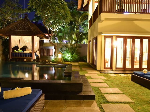 фотографии отеля Bali Baliku Beach Front Luxury Private Pool изображение №67