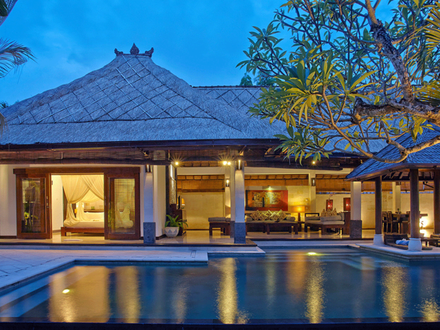 фото отеля Maya Sayang Villas in Seminyak Bali изображение №1