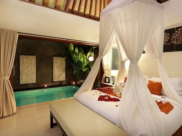 фото Seminyak Sanctuary Villa (ex. Legian Kriyamaha Villa) изображение №38