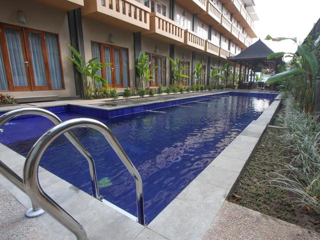 фото отеля Bali Chaya Hotel изображение №1