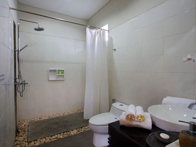 фото отеля Tunjung Asri Villa изображение №85