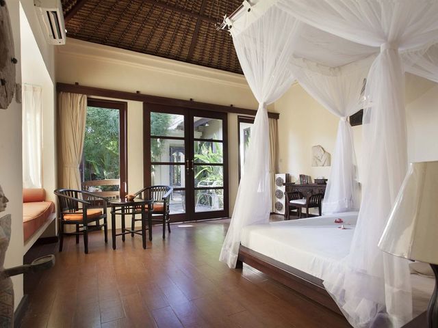 фотографии отеля Amertha Bali Villas Beachfront Resort & Spa изображение №31