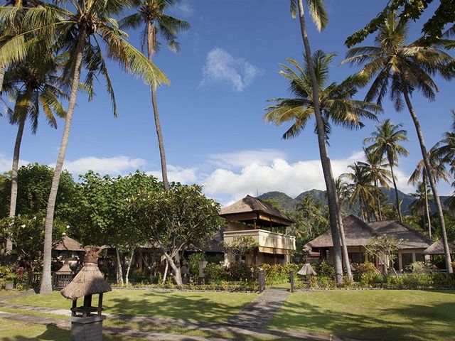 фото отеля Amertha Bali Villas Beachfront Resort & Spa изображение №21