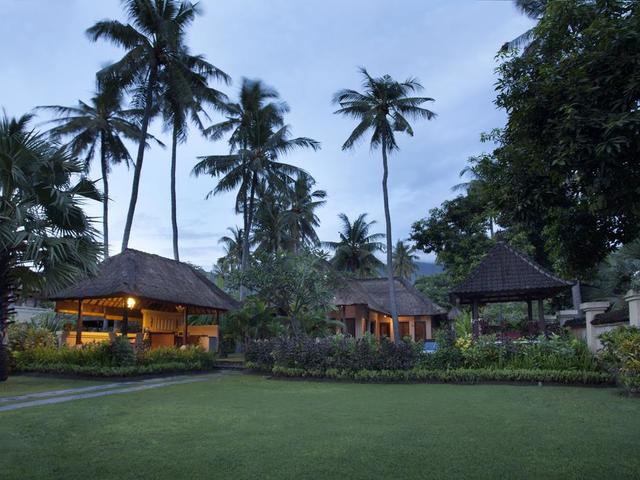фото отеля Amertha Bali Villas Beachfront Resort & Spa изображение №5