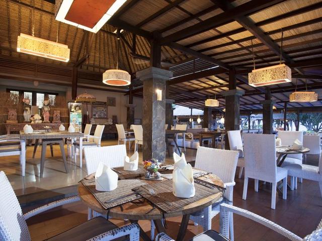 фото Amertha Bali Villas Beachfront Resort & Spa изображение №2