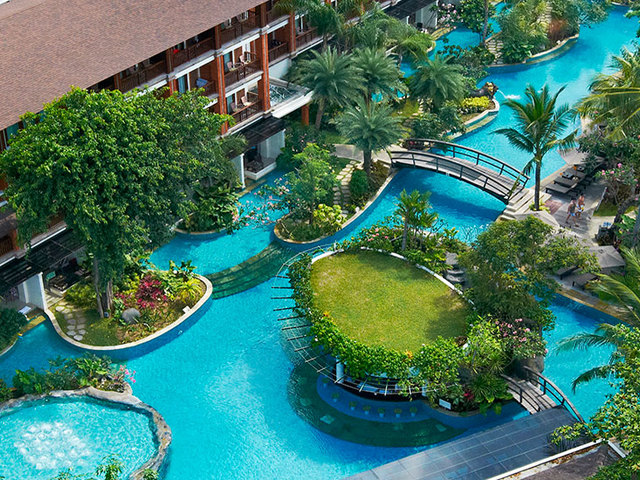 фото отеля Padma Resort Legian изображение №1