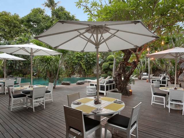 фото Peppers Seminyak (ех. Sentosa Private Villas & Spa) изображение №2