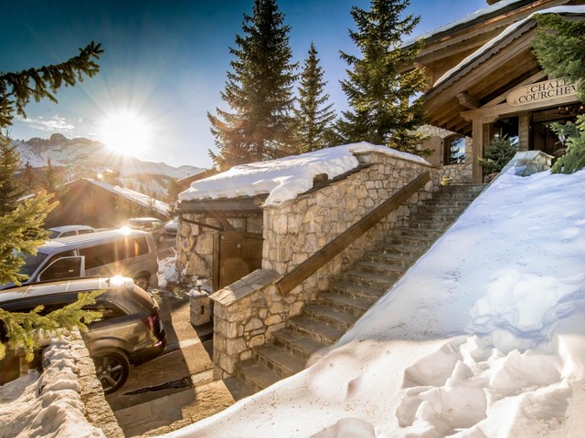 фото отеля Les Chalets De Courchevel изображение №1