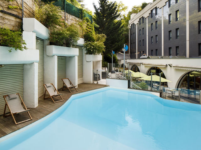 фото отеля Holiday Inn Lyon - Vaise (ex. Novotel Lyon Porte du Valvert) изображение №1