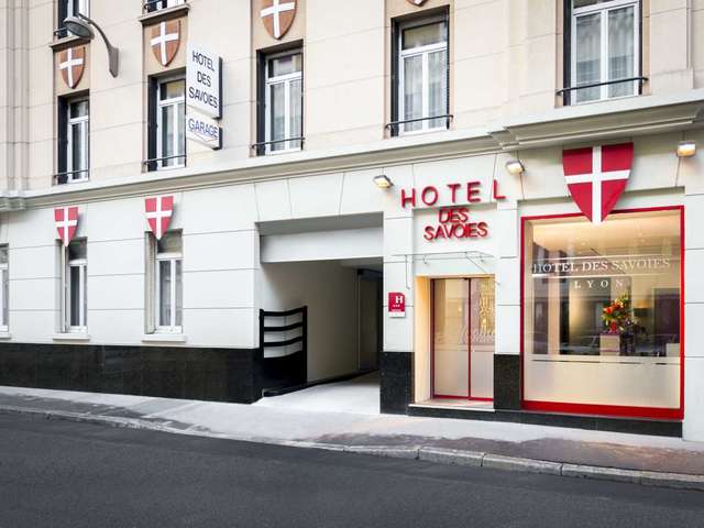 фото отеля Hotel des Savoies изображение №1