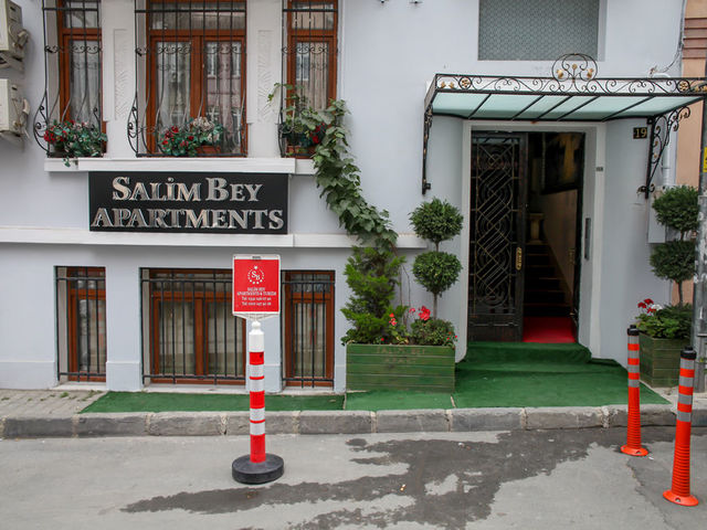 фото отеля Salim Bey Apartments изображение №1