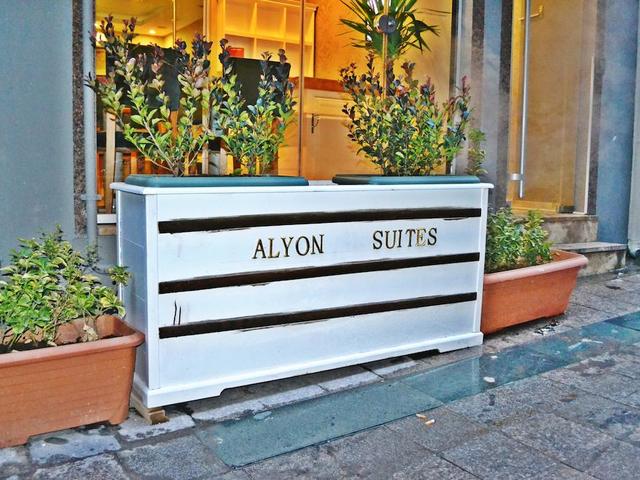 фотографии Alyon Suite Hotel изображение №12