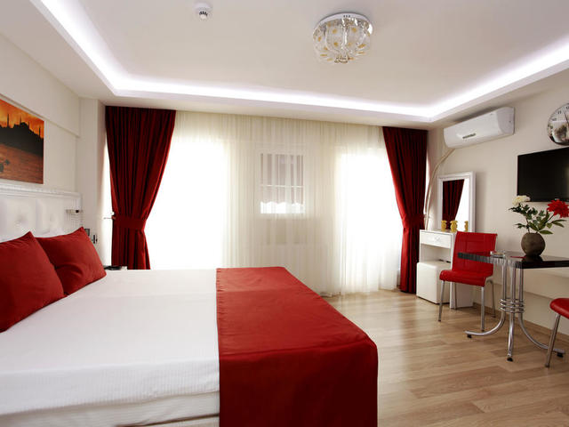 фотографии отеля Taksim Istiklal Suites изображение №7