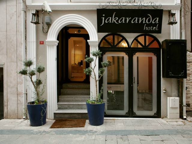 фото отеля Hotel Jakaranda Istanbul изображение №1