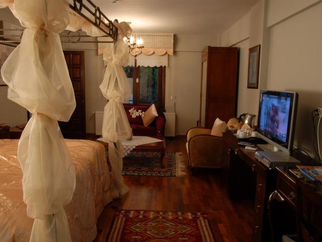 фото отеля Villa Sphendone Suites изображение №5