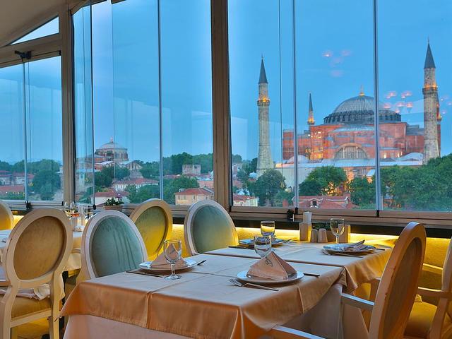 фото отеля The Istanbul Hotel изображение №33
