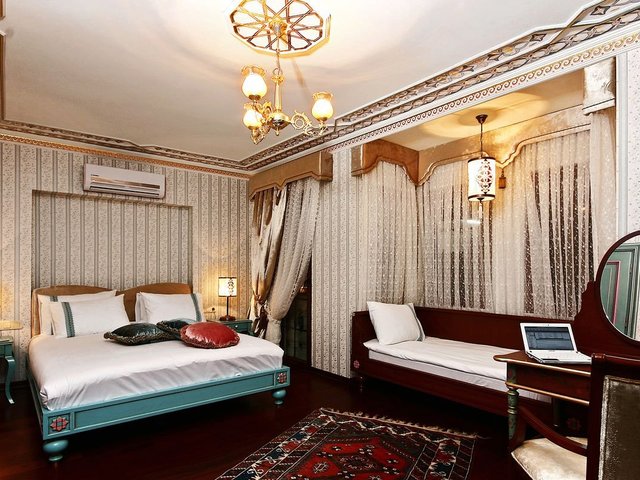 фото отеля Niles Istanbul изображение №53