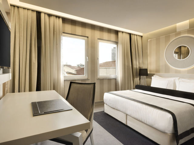 фотографии отеля Ramada Hotel & Suites Istanbul Sisli изображение №43