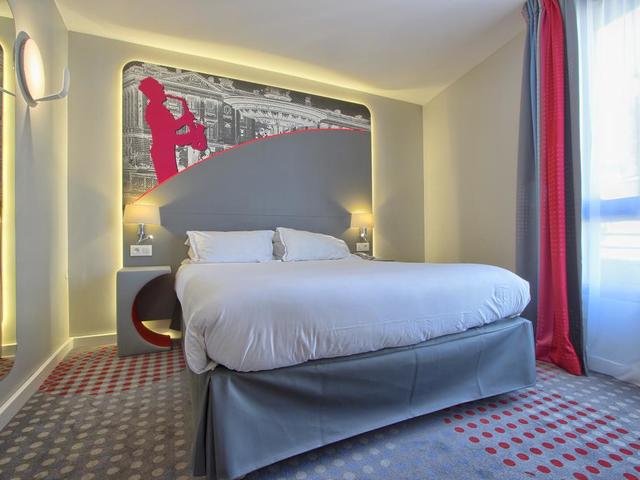 фотографии Timhotel Paris Place D’Italie (ех. Alliance Hotel Paris Place d'Italie, Holiday Inn Express Place d'Italie) изображение №12