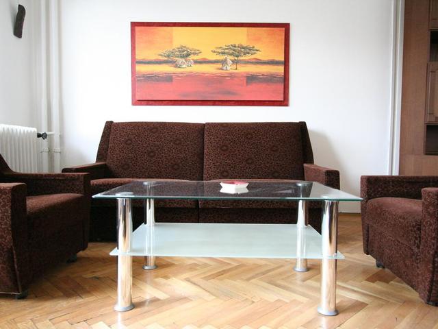 фотографии отеля Andrassy Apartment изображение №7