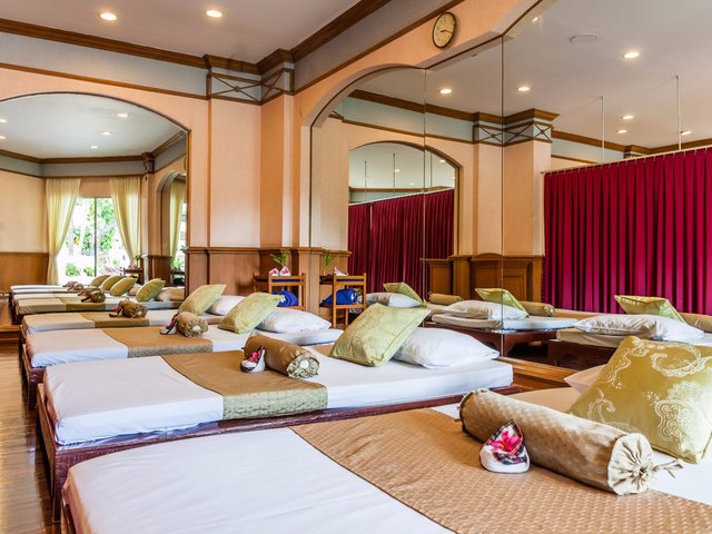 фото отеля Cholchan Pattaya Beach Resort изображение №49