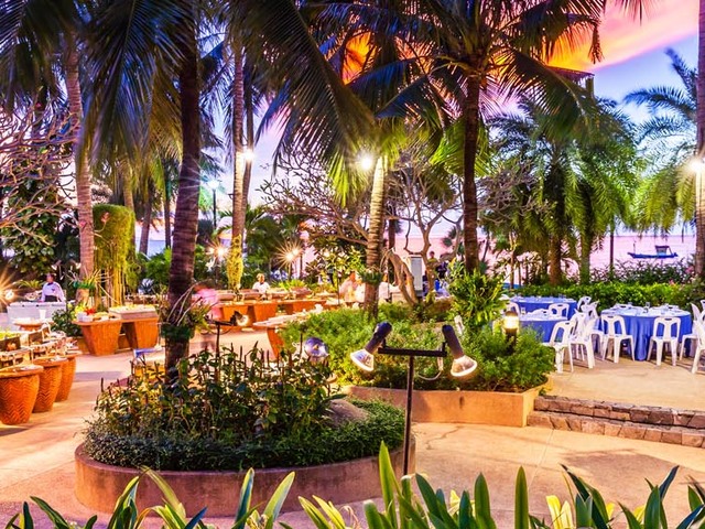 фото отеля Cholchan Pattaya Beach Resort изображение №9