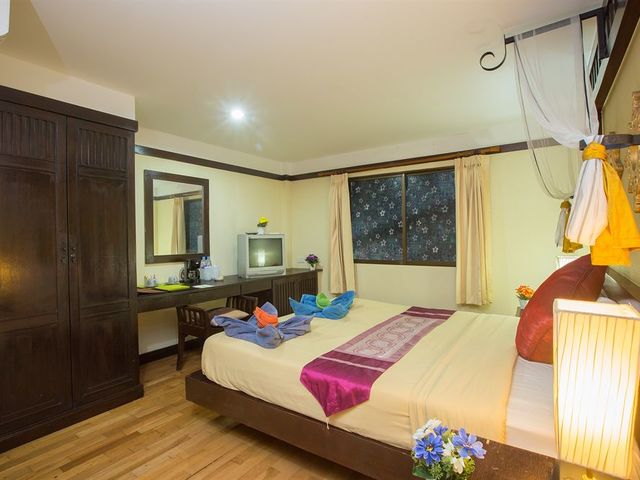 фото The Ocean Patong Hotel (ex. Nilly's Marina Inn; MyQxpress Patong; Quality Resort) изображение №54